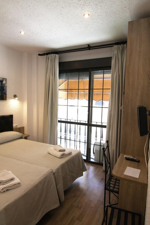 Catedral Boutique Hotel Seville Exterior photo
