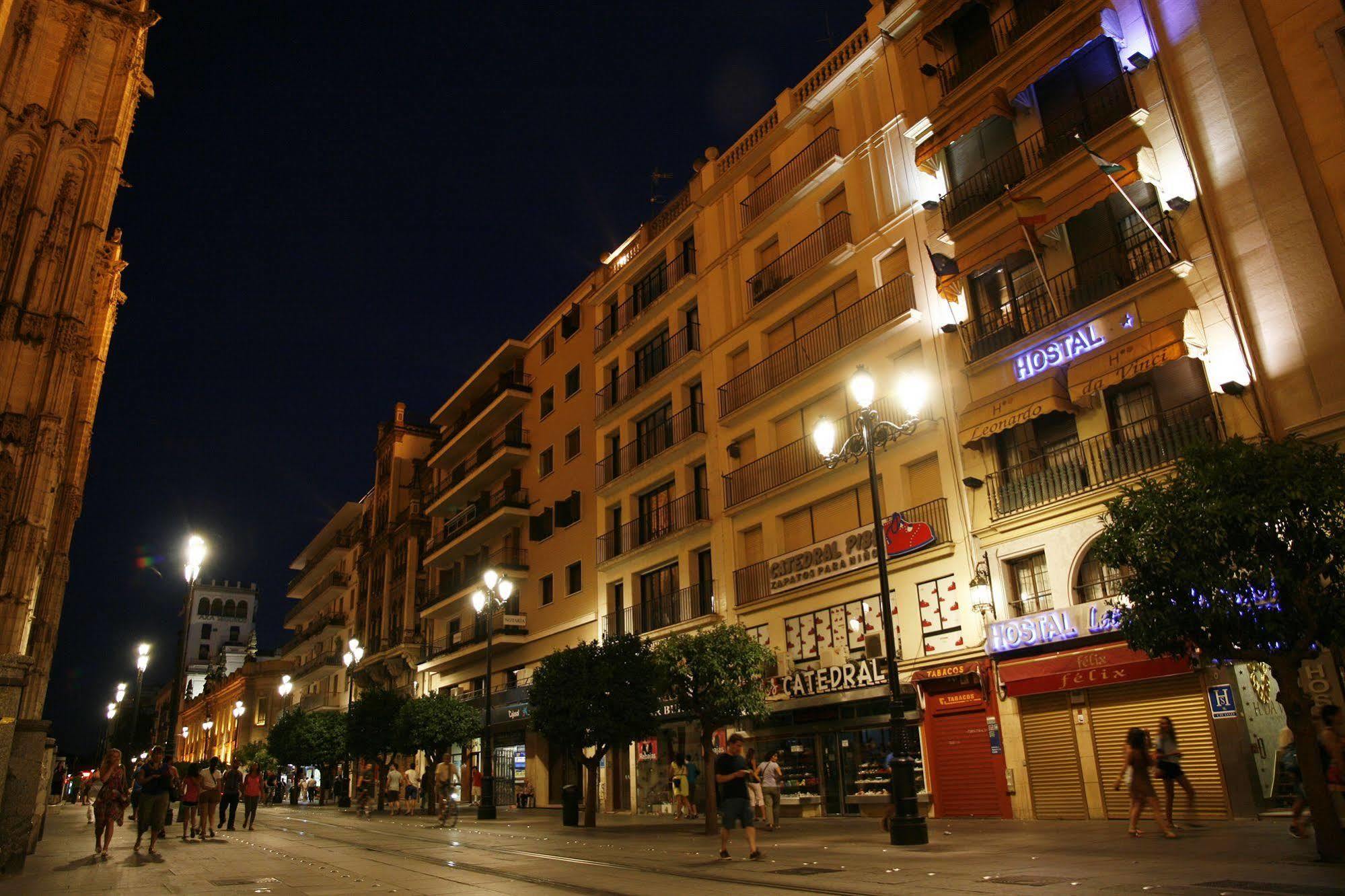 Catedral Boutique Hotel Seville Exterior photo